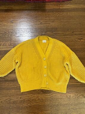Babaa cardigan No18 in Yolk